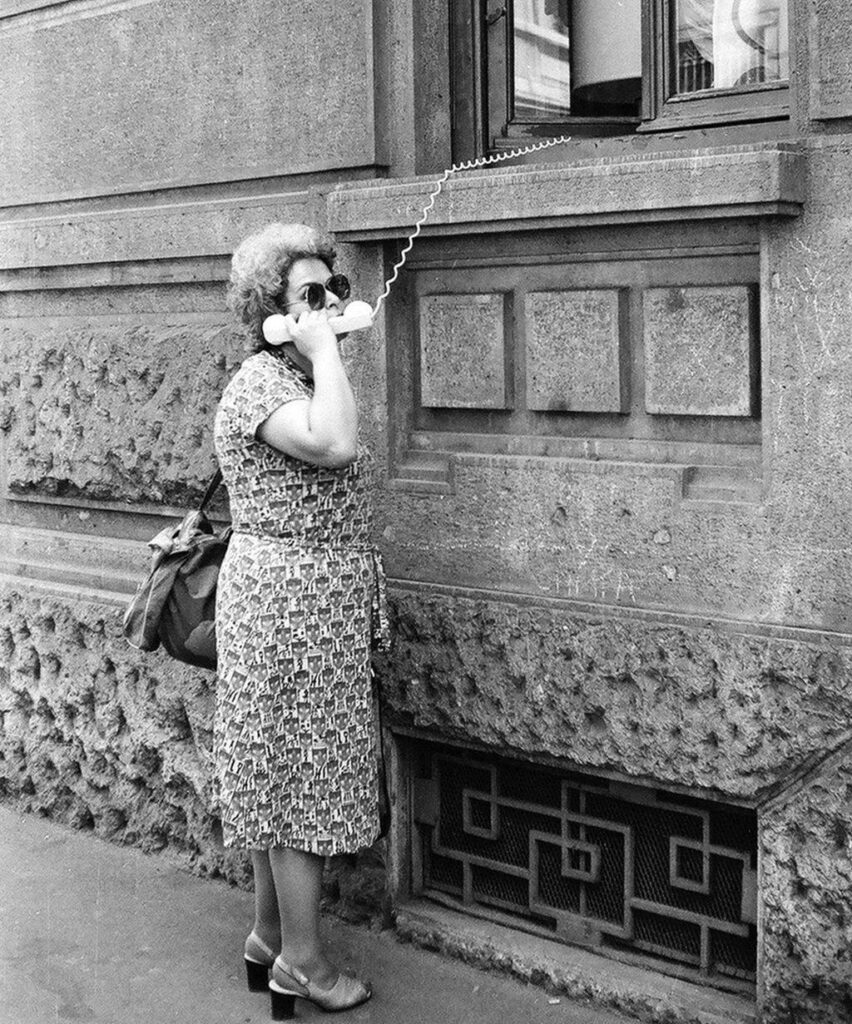 1960 - Italie - invention du téléphone portable
