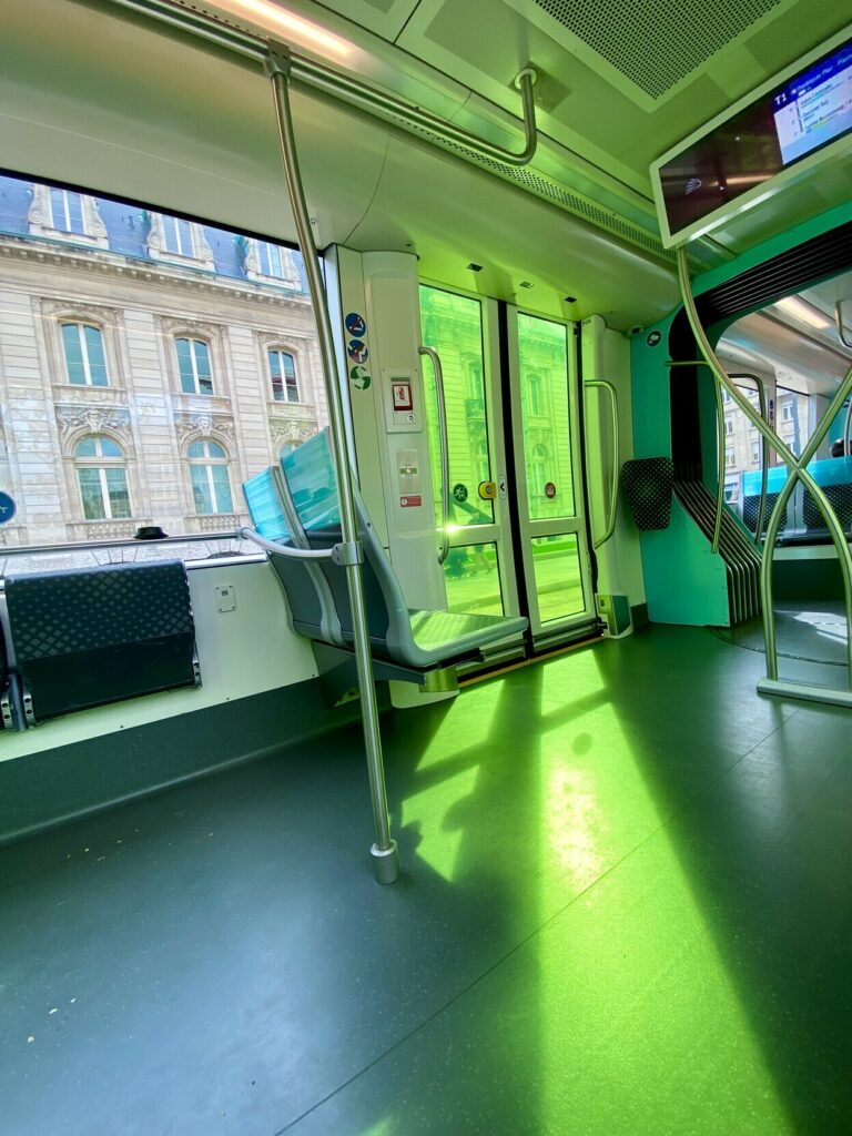 derrière la porte verte. Michel Thiel, tram, Luxembourg city