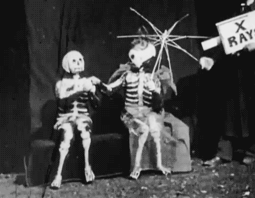 les amants d'halloween. 1897 -Le X-Ray Fiend - George Albert Smith